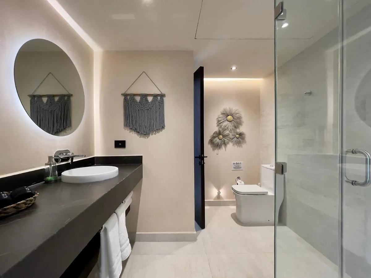 Jungle-Chic Luxurious Tulum Home 빌라