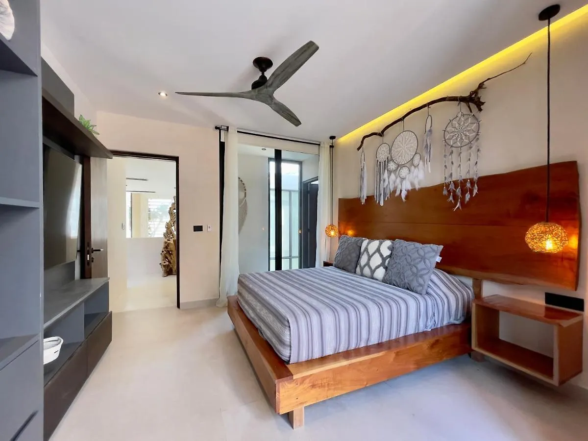 Jungle-Chic Luxurious Tulum Home