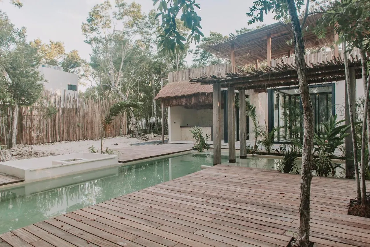 Villa Jungle-Chic Luxurious Tulum Home