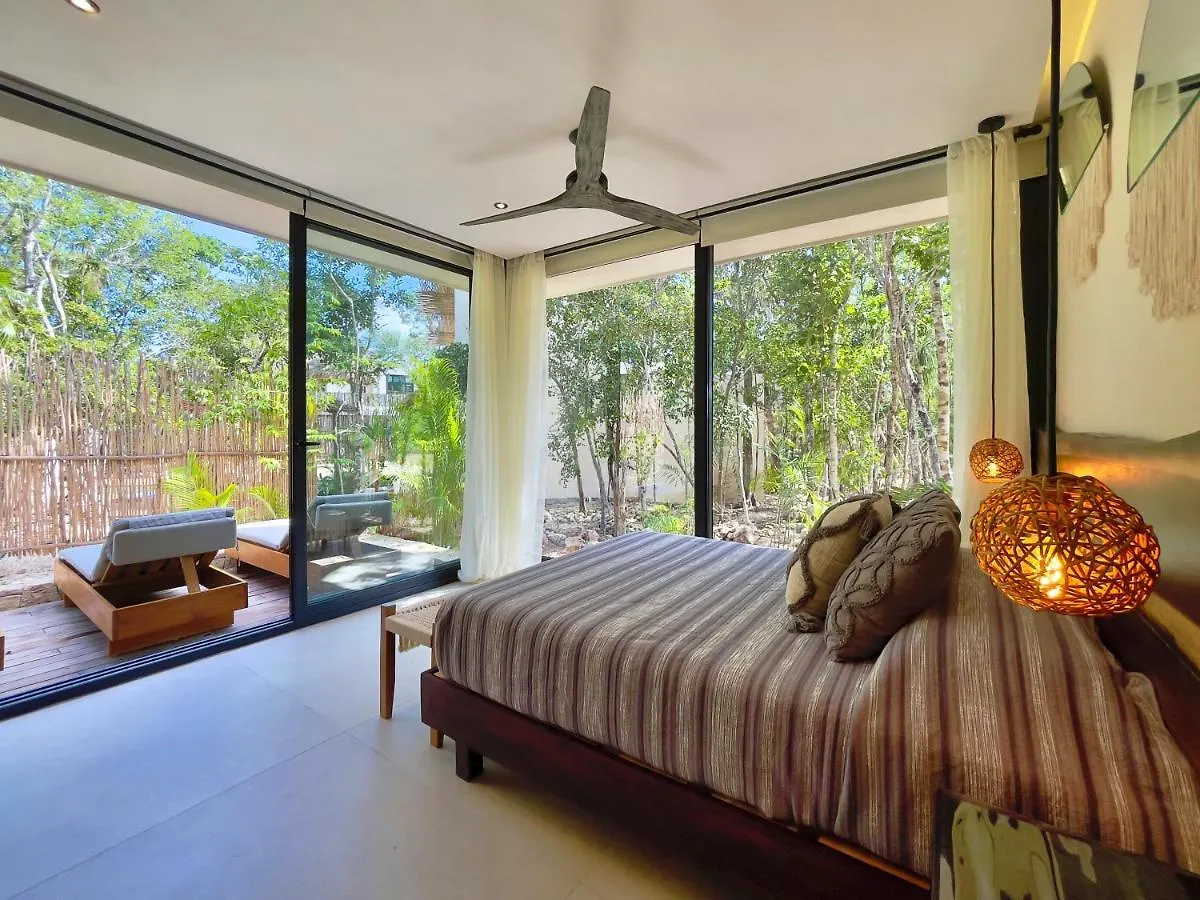 Villa Jungle-Chic Luxurious Tulum Home
