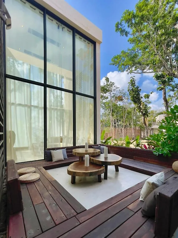 Villa Jungle-Chic Luxurious Tulum Home